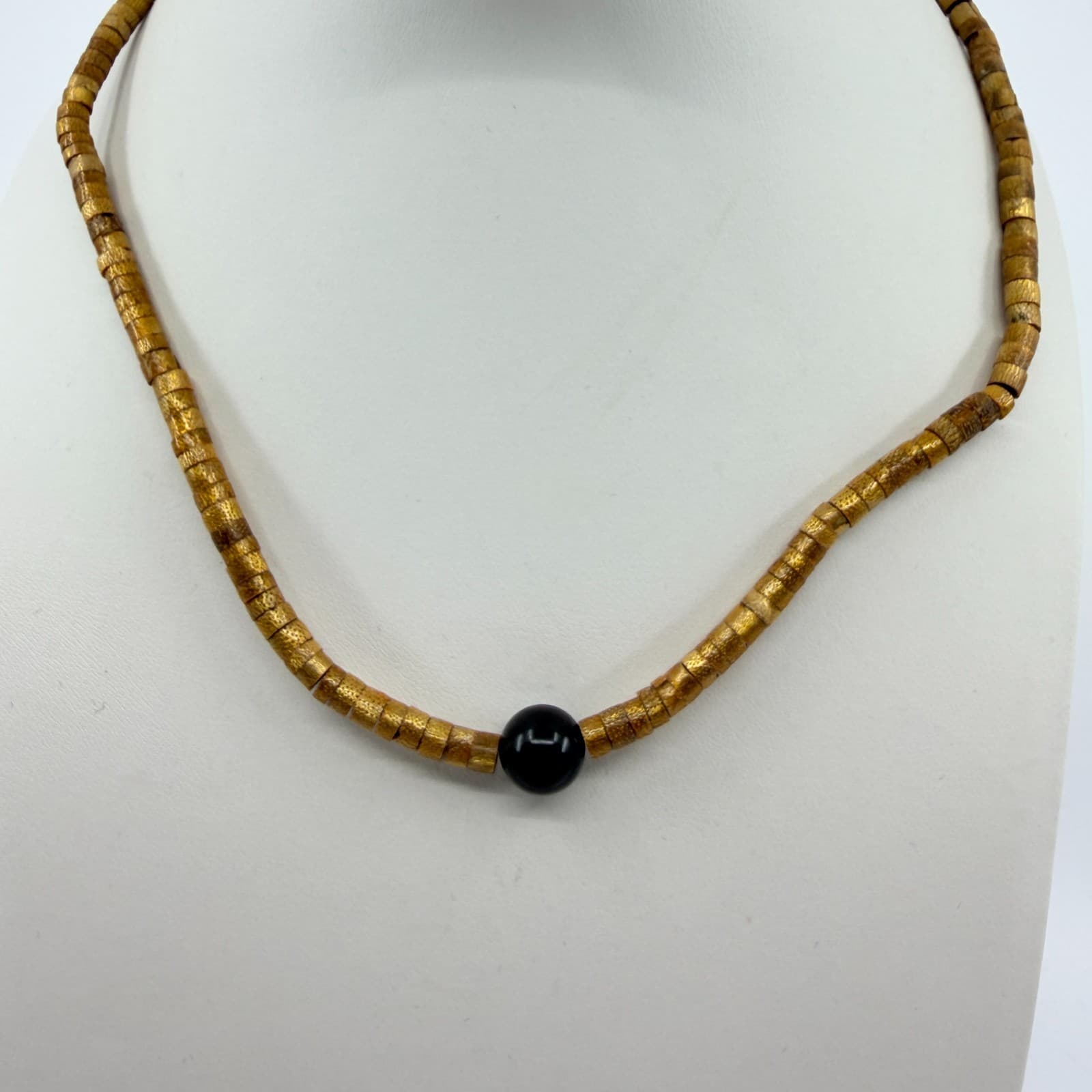 Vintage Natural Tone Disc Bead Necklace Black Focal Minimalist Boho Retro 90's - Thumbnail 3