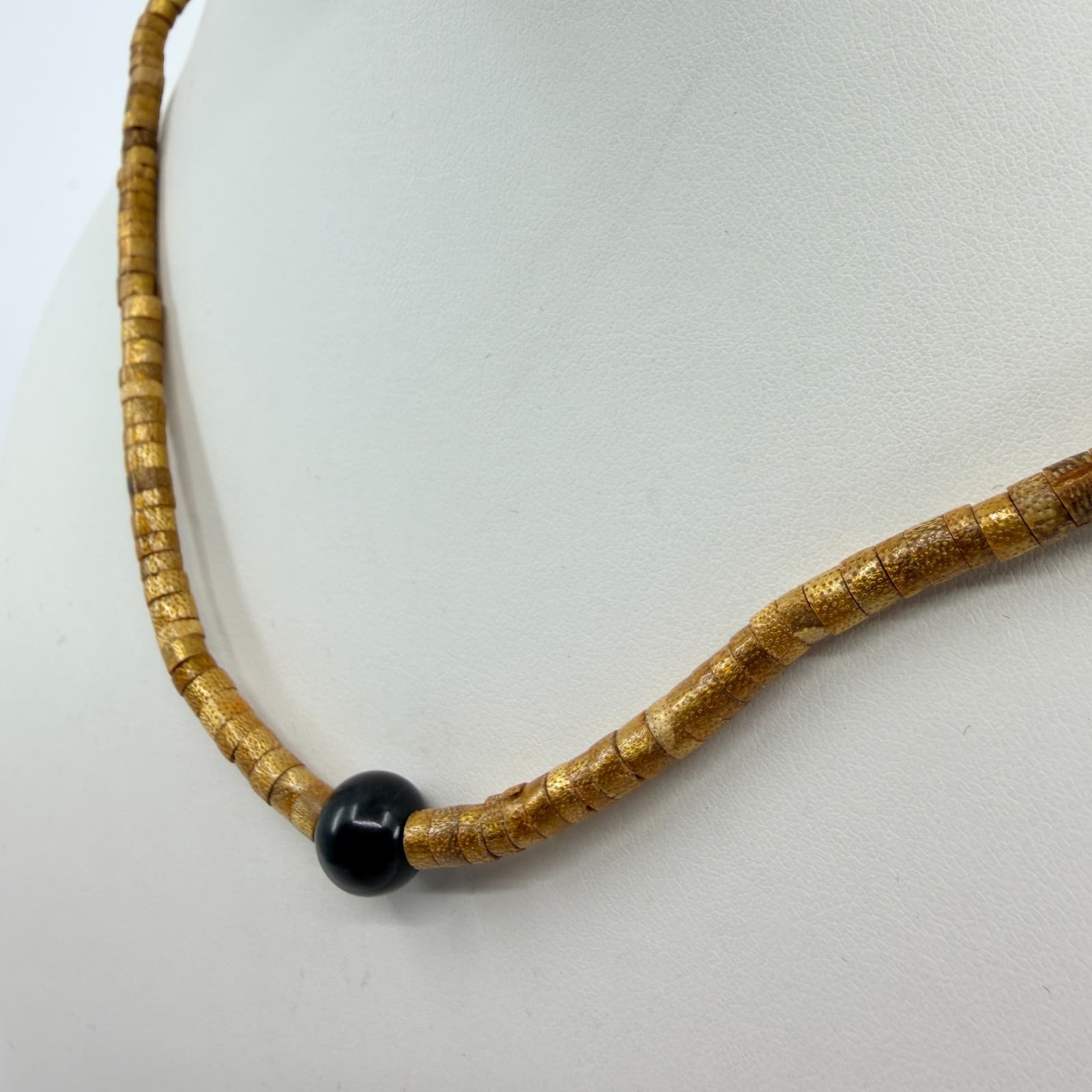 Vintage Natural Tone Disc Bead Necklace Black Focal Minimalist Boho Retro 90's - Thumbnail 5