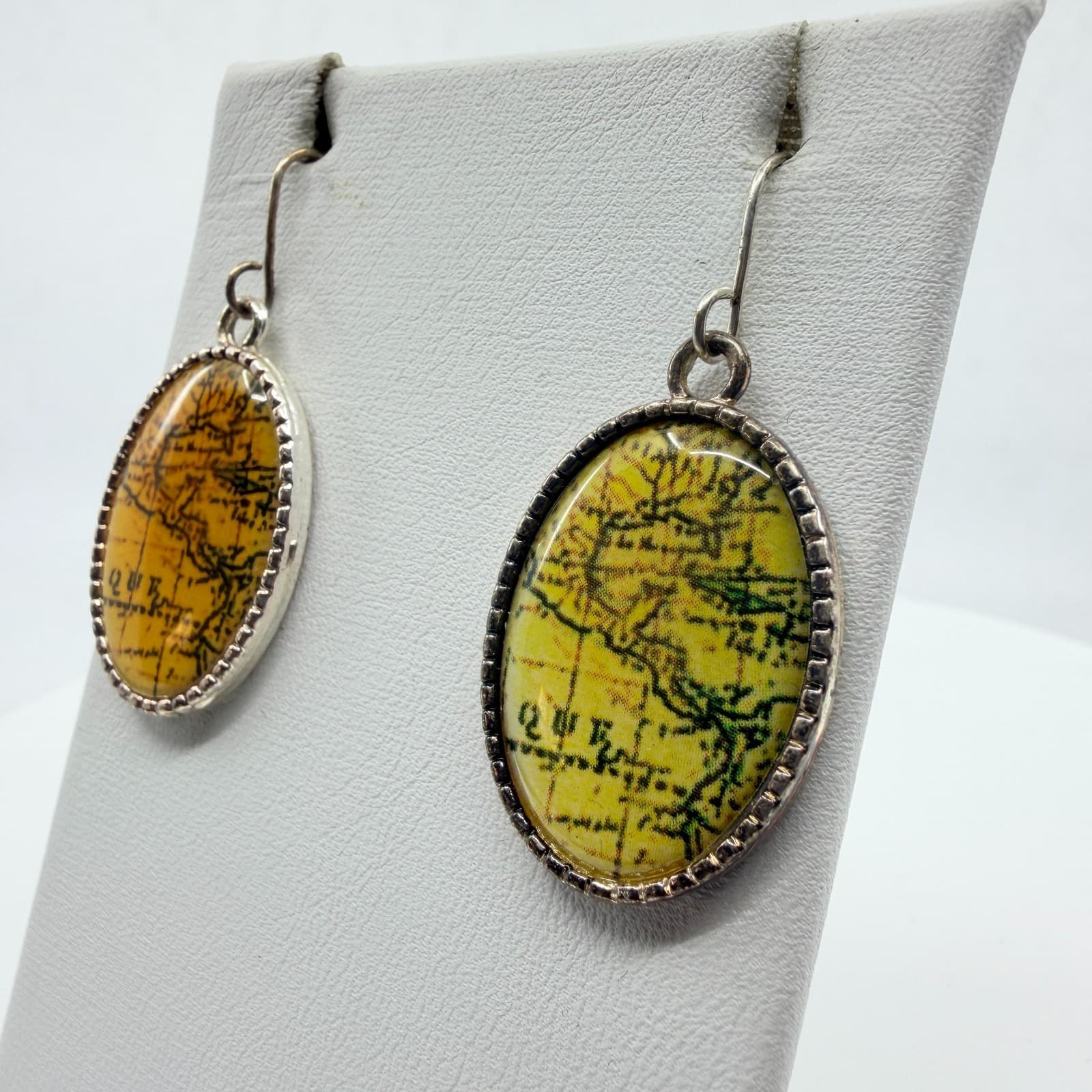 Vintage Map Cabochon Oval Drop Earrings Silver Tone Yellow Wanderlust Y2K Boho - Thumbnail 4