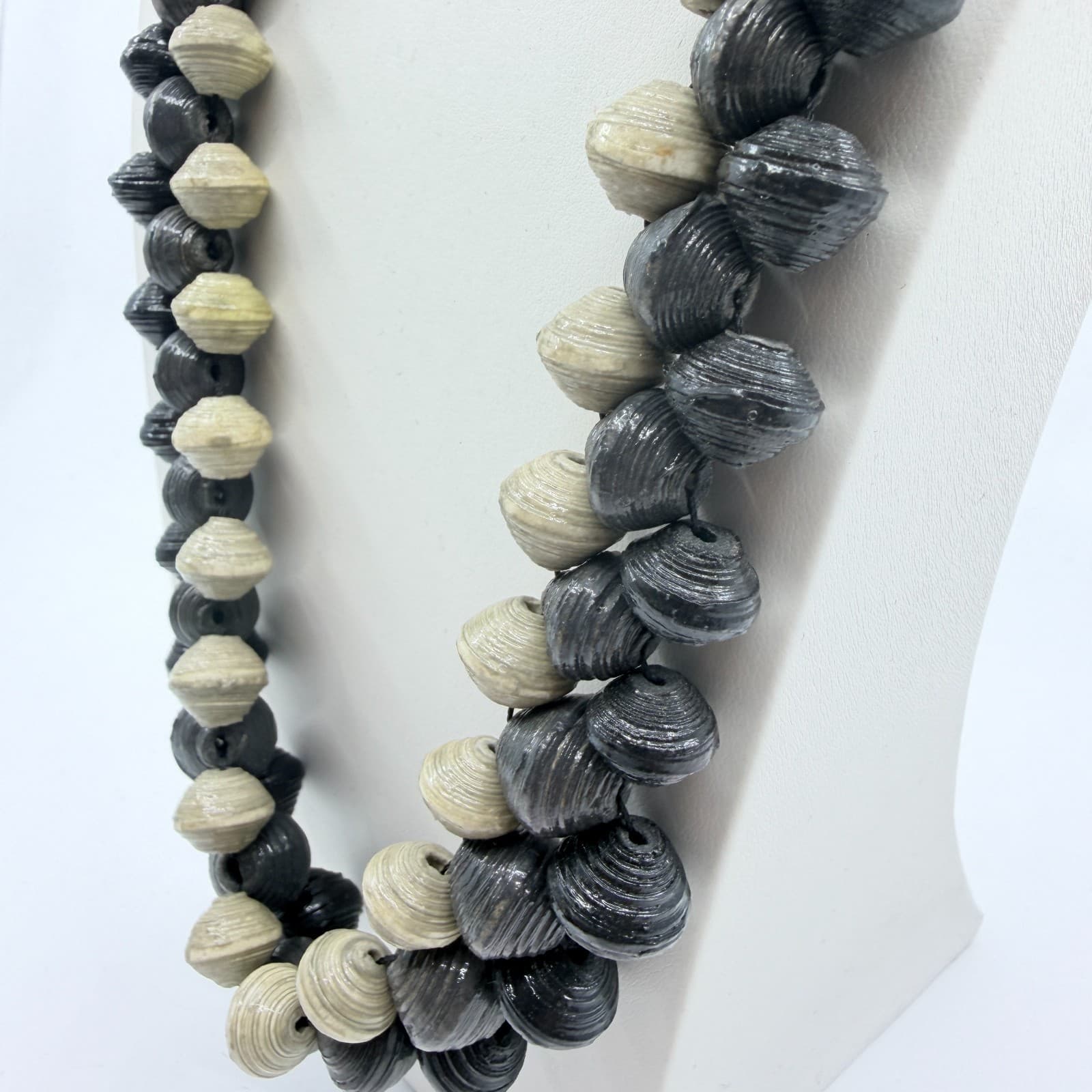 Vintage Boho Black Cream Handcrafted Rolled Paper Bead Strand Statement Necklace - Thumbnail 6