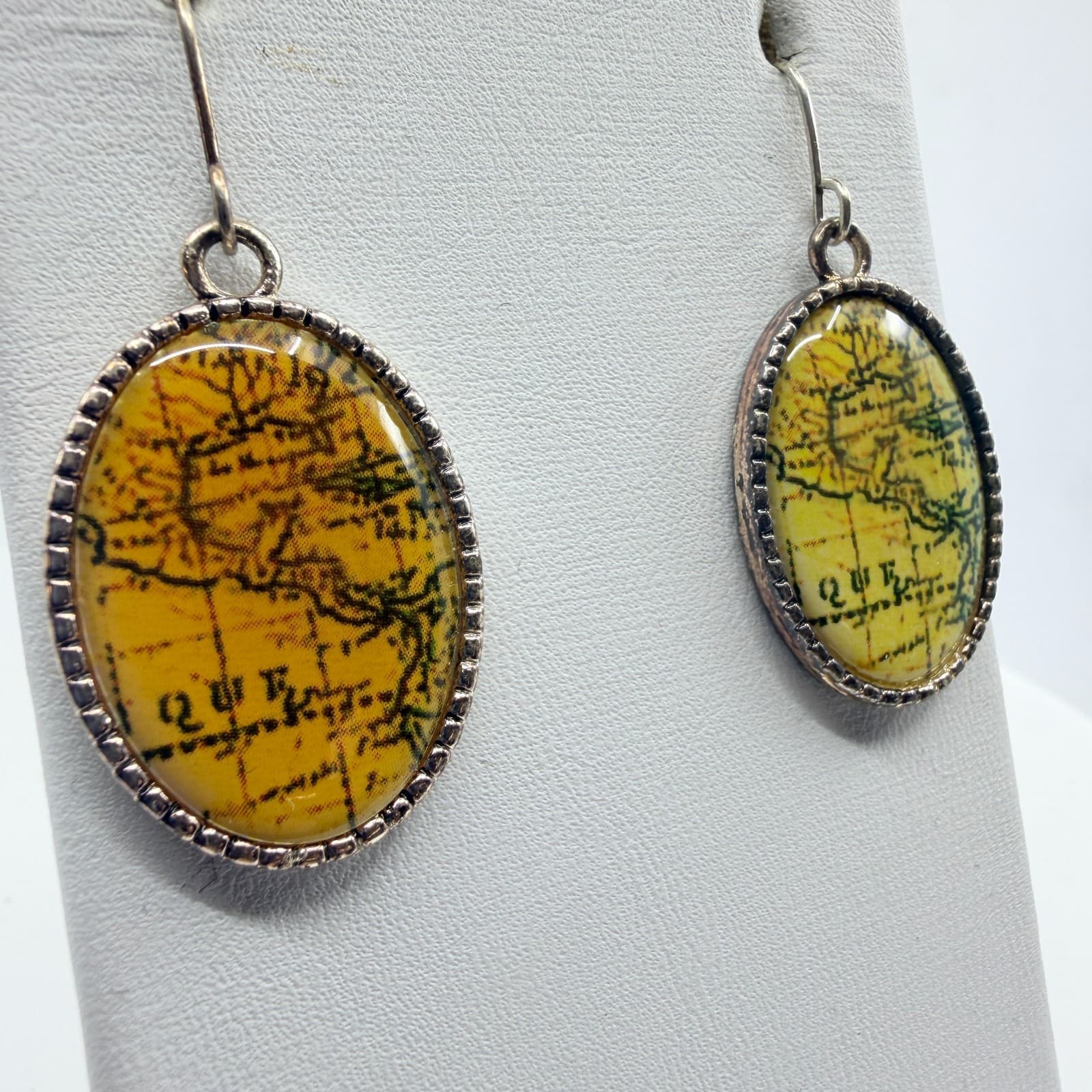 Vintage Map Cabochon Oval Drop Earrings Silver Tone Yellow Wanderlust Y2K Boho - Thumbnail 3