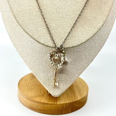 Vintage Gold Tone Heart Key Pendant Necklace Crystal Drop Charm Y2K Aesthetic - Thumbnail 2