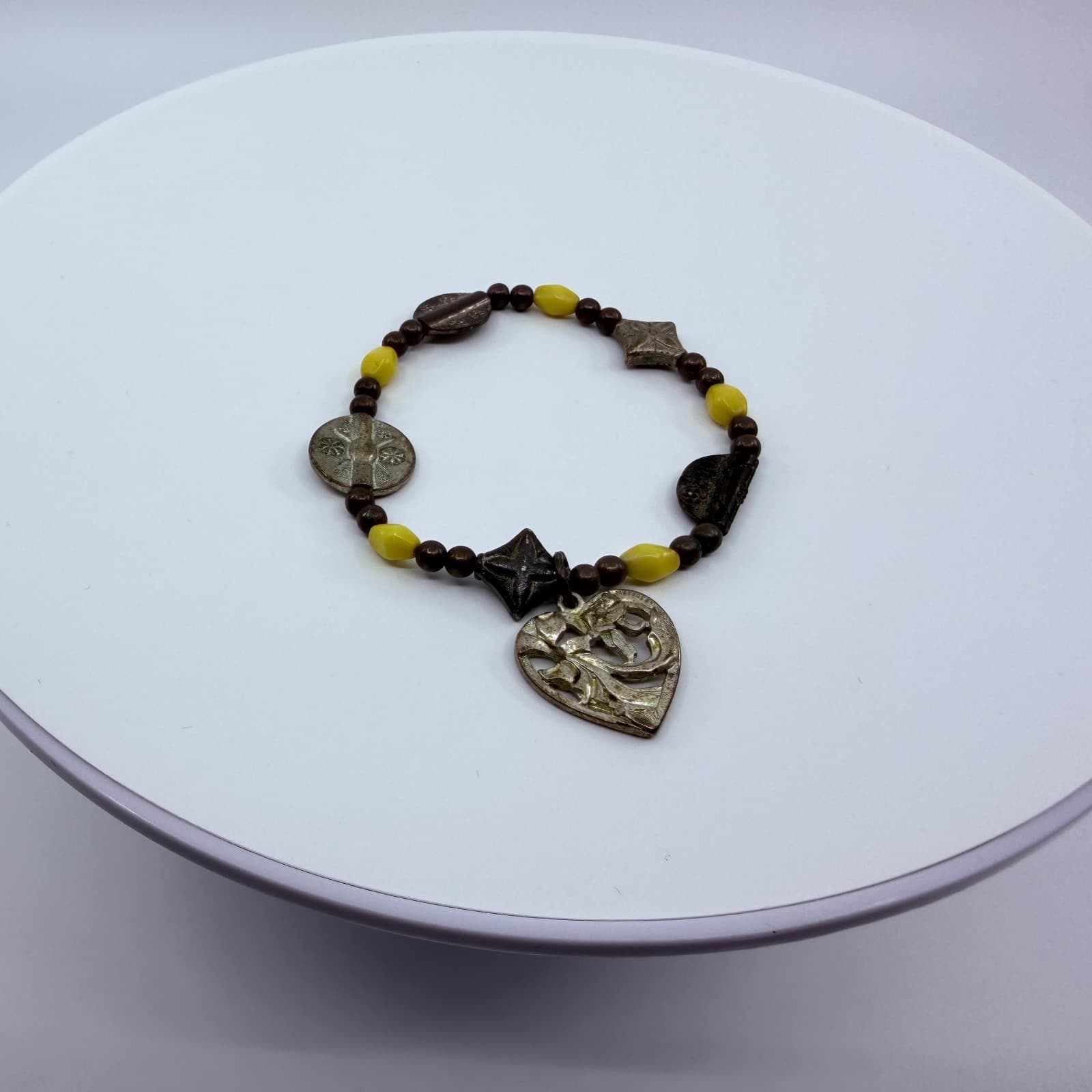 Vintage Silver Tone Heart Pendant Stretch Bracelet Yellow Boho Retro Statement - Thumbnail 5
