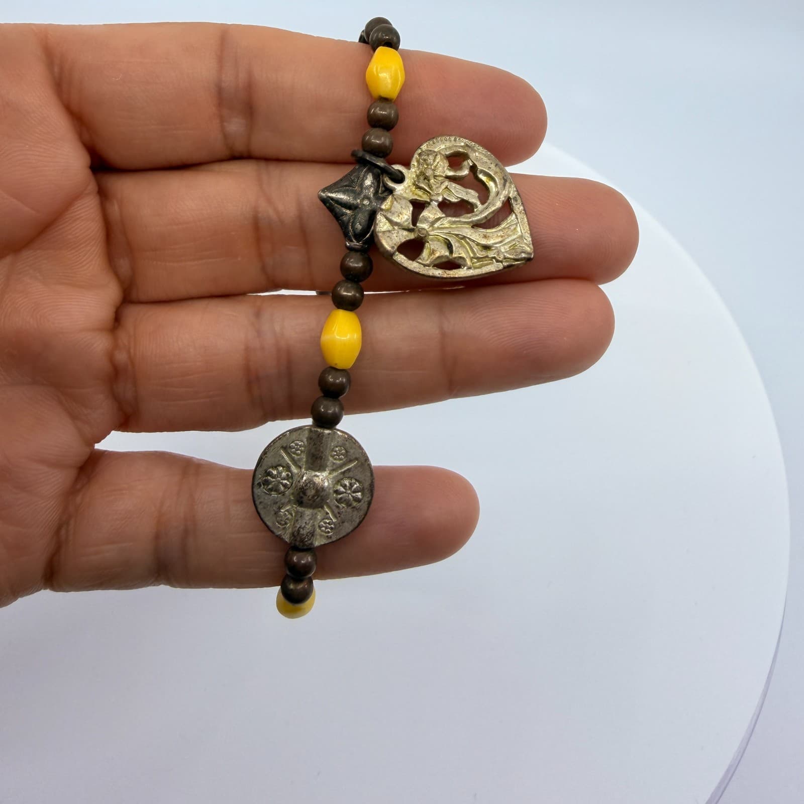 Vintage Silver Tone Heart Pendant Stretch Bracelet Yellow Boho Retro Statement - Thumbnail 6