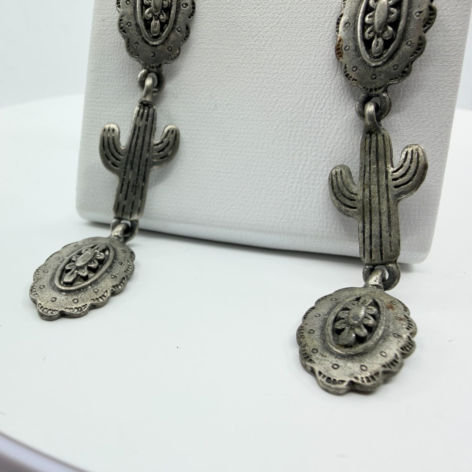 Vintage Southwestern Silver Tone Cactus Flower Long Dangle Drop Post Earrings - Thumbnail 4