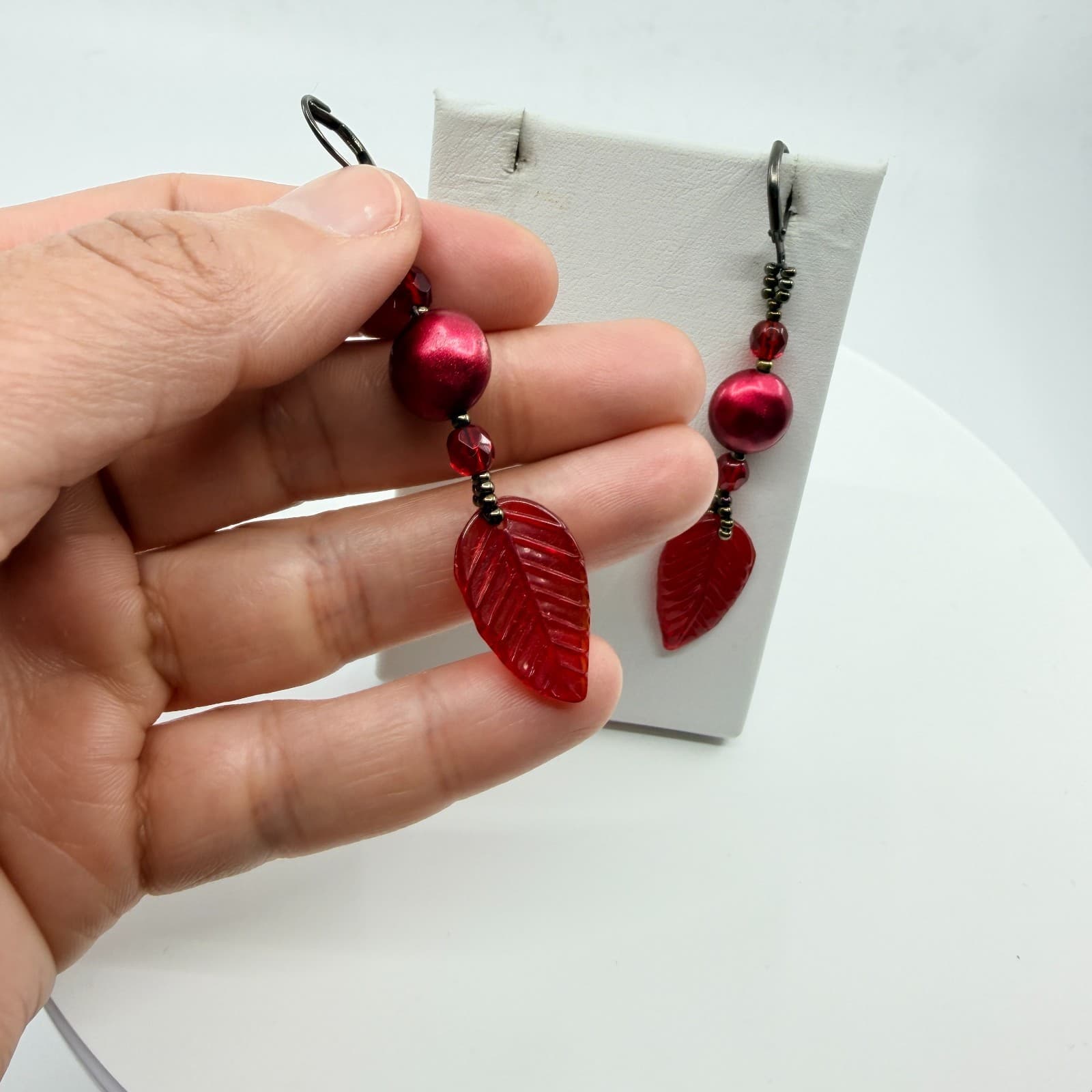 Vintage Y2K Red Beaded Leaf Dangle Earrings Boho Satin Finish Leverback Hinged - Thumbnail 7