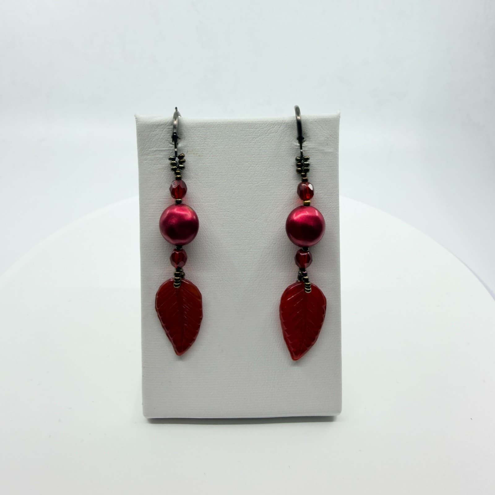 Vintage Y2K Red Beaded Leaf Dangle Earrings Boho Satin Finish Leverback Hinged - Thumbnail 5