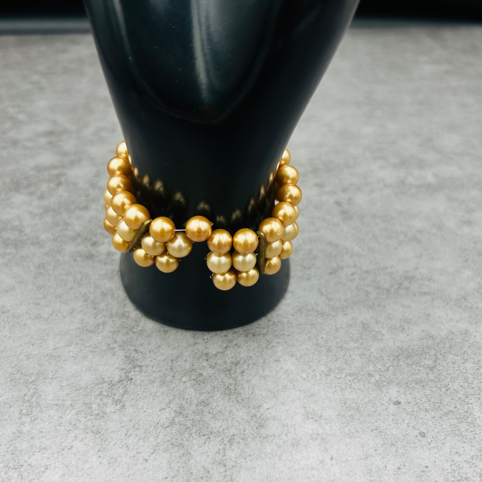 Gold-Tone Faux Pearl Triple Strand Stretch Bracelet Y2K Chic - Thumbnail 2