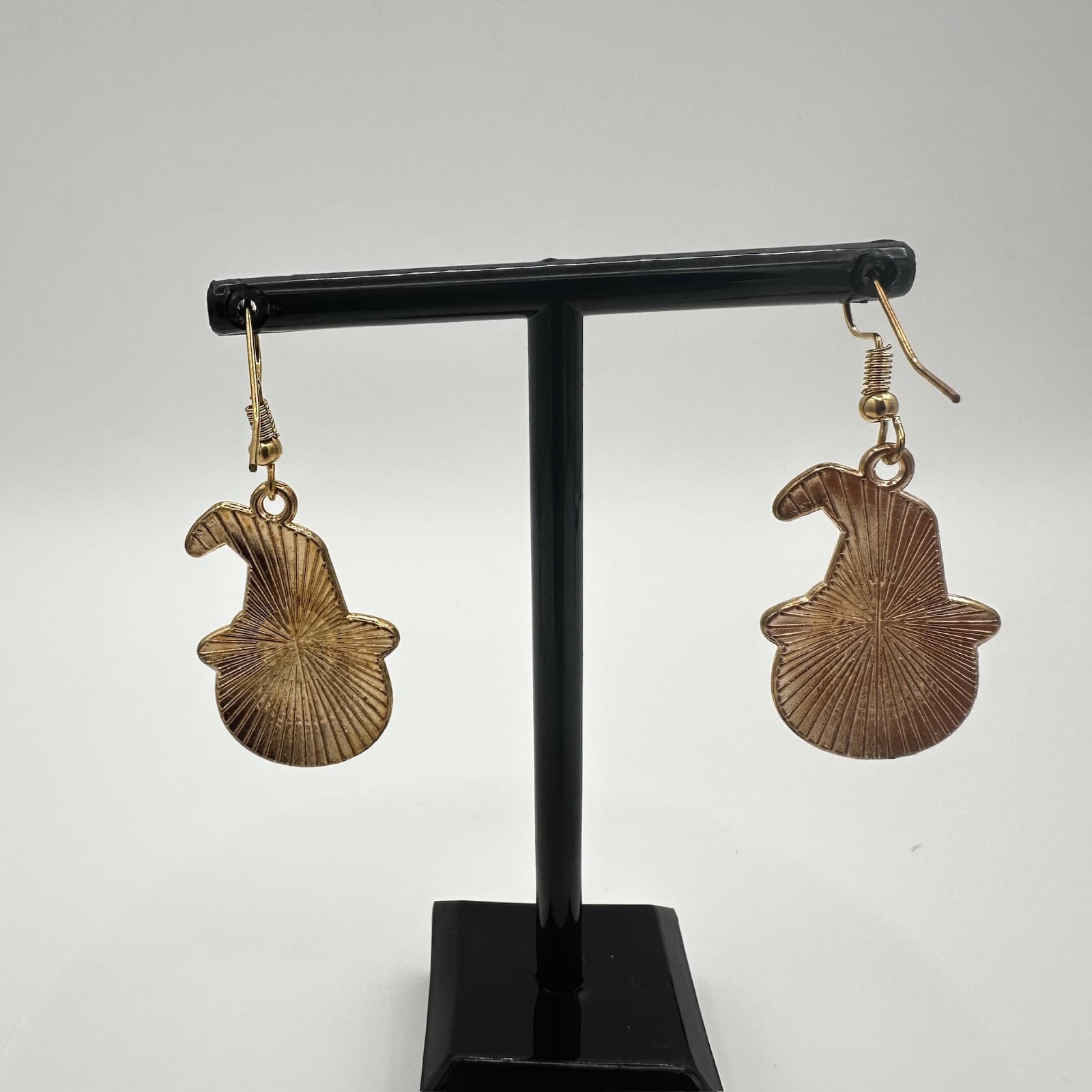 Vintage Halloween Pumpkin Witch Hat Enamel Earrings Gold-Tone Festive Dangles - Thumbnail 4