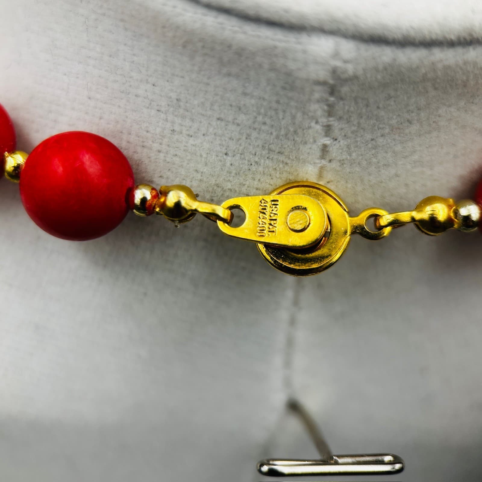 Red Bead Toucan Pendant Necklace w/ Wood Accents Tropical Statement - Thumbnail 10