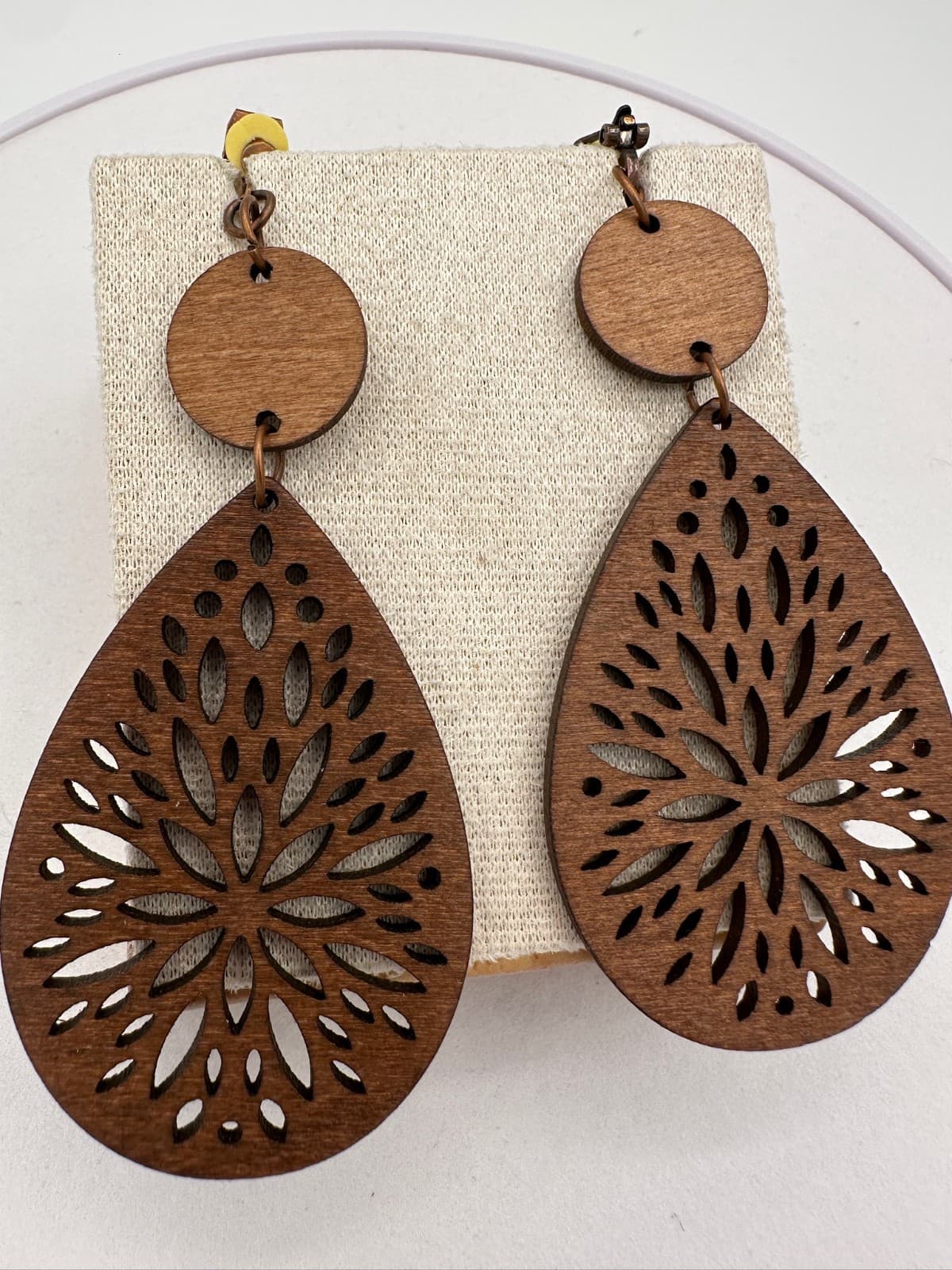 Vintage Boho Wood Cutout Teardrop Clip-On Earrings Rustic Style - Thumbnail 4