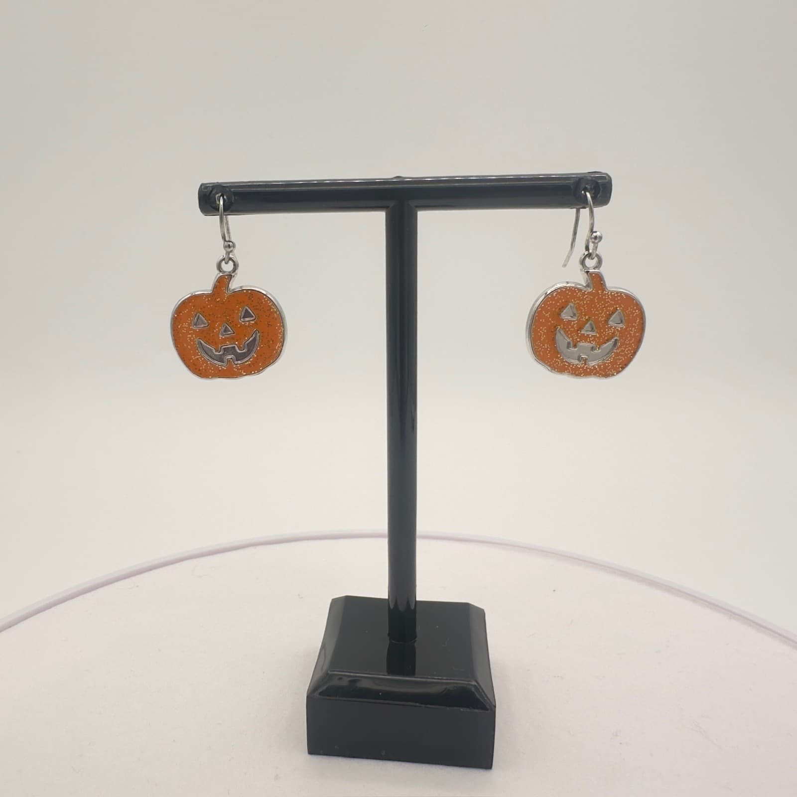 Vintage Halloween Glitter Jack-O’-Lantern Earrings Silver-Tone Pumpkin Dangles