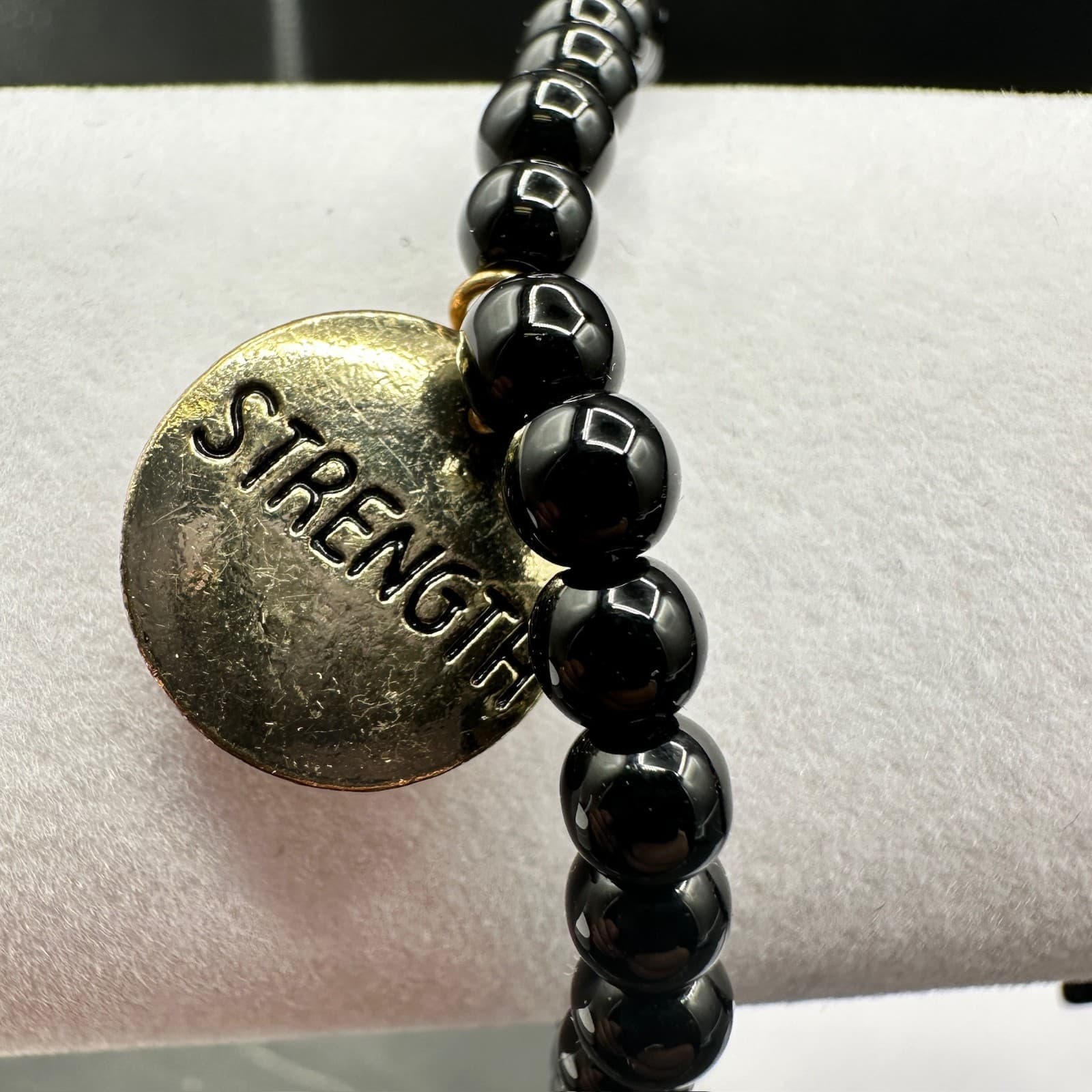 Vintage Black Stones Gold-Tone Fashion Beaded Stretch 5-Pieces Bracelets Set - Thumbnail 8