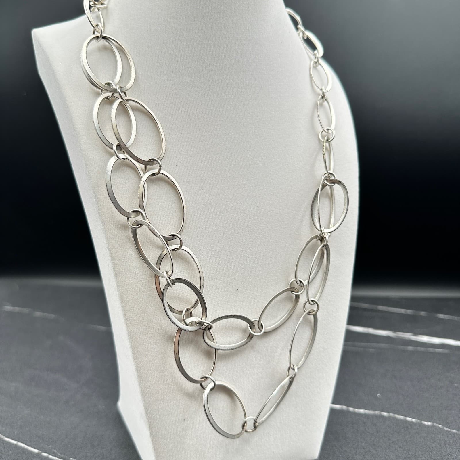 New York Silver-Tone Classic Oval Link Chain Layered Statement Lobster Necklace - Thumbnail 2