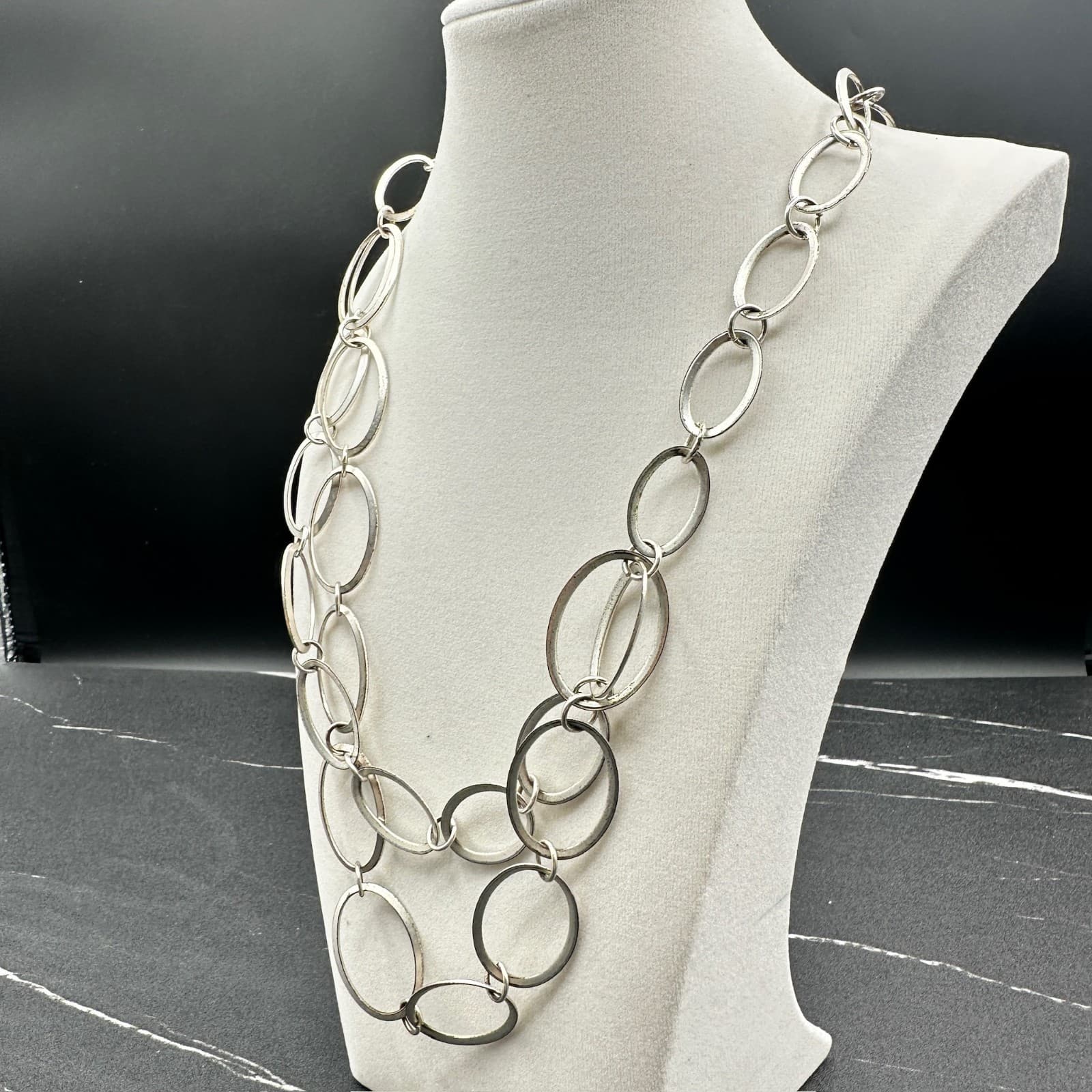 New York Silver-Tone Classic Oval Link Chain Layered Statement Lobster Necklace - Thumbnail 3