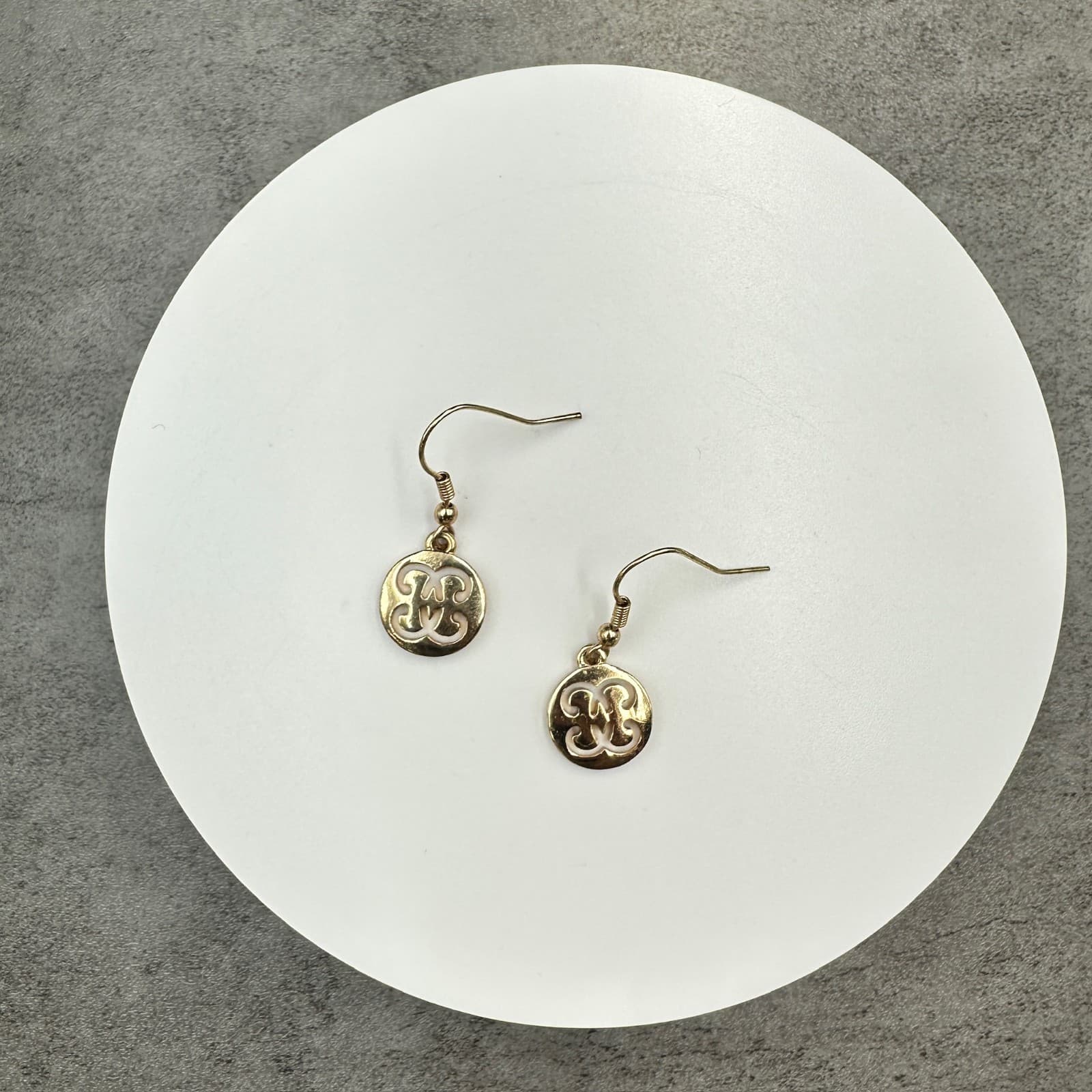 Vintage Gold-Tone Spiritual Symbolic Fashion Pierced Hook Dangle Drop Earrings - Thumbnail 7