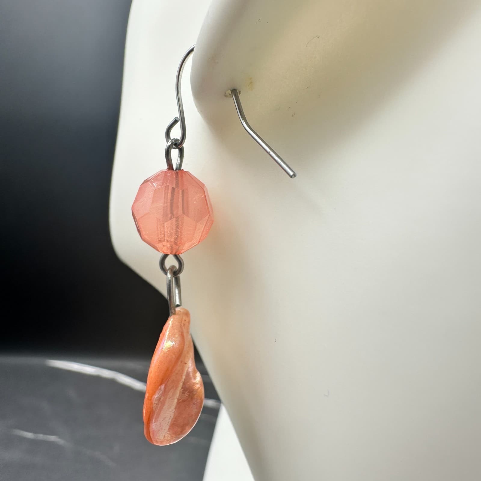 Mother of Pearl Shell Inlay Dangle Earrings Silver Tone Ornate Floral Drop - Thumbnail 4