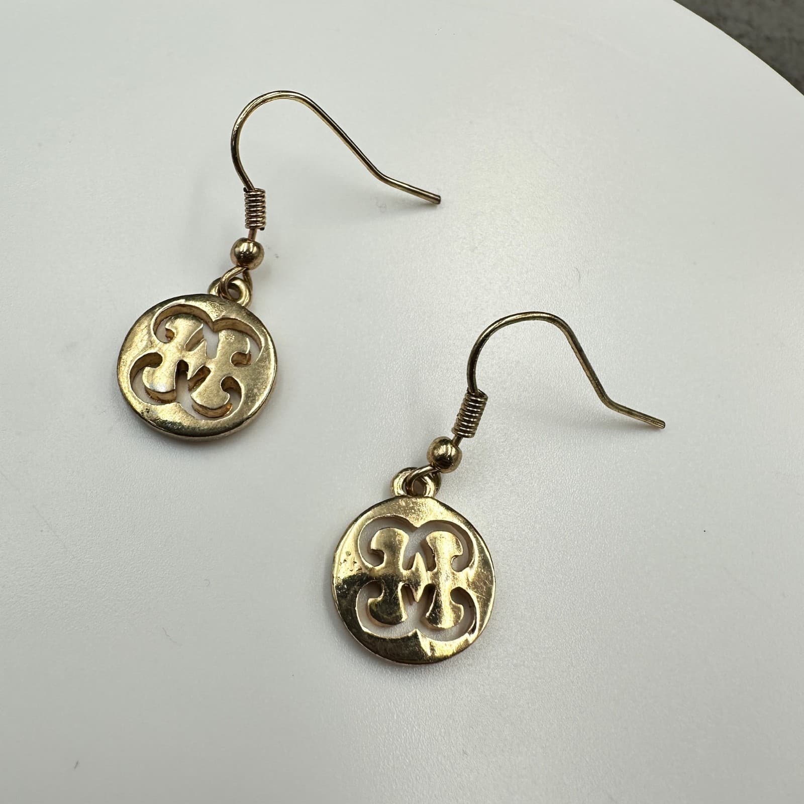 Vintage Gold-Tone Spiritual Symbolic Fashion Pierced Hook Dangle Drop Earrings - Thumbnail 8