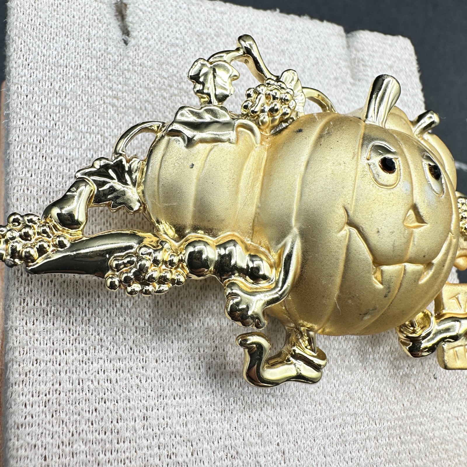 Vintage Danecraft Rhinestone Gold-Tone Pumpkin Halloween Christmas Brooch Pin - Thumbnail 2