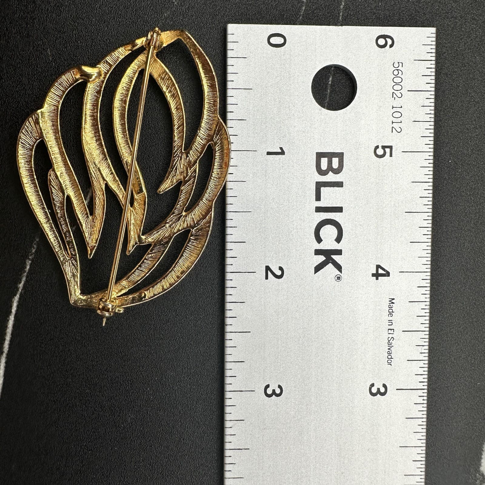 Vintage Gold-Tone Openwork Leaf Fashion Classic Retro Lapel Brooch Pin - Thumbnail 10