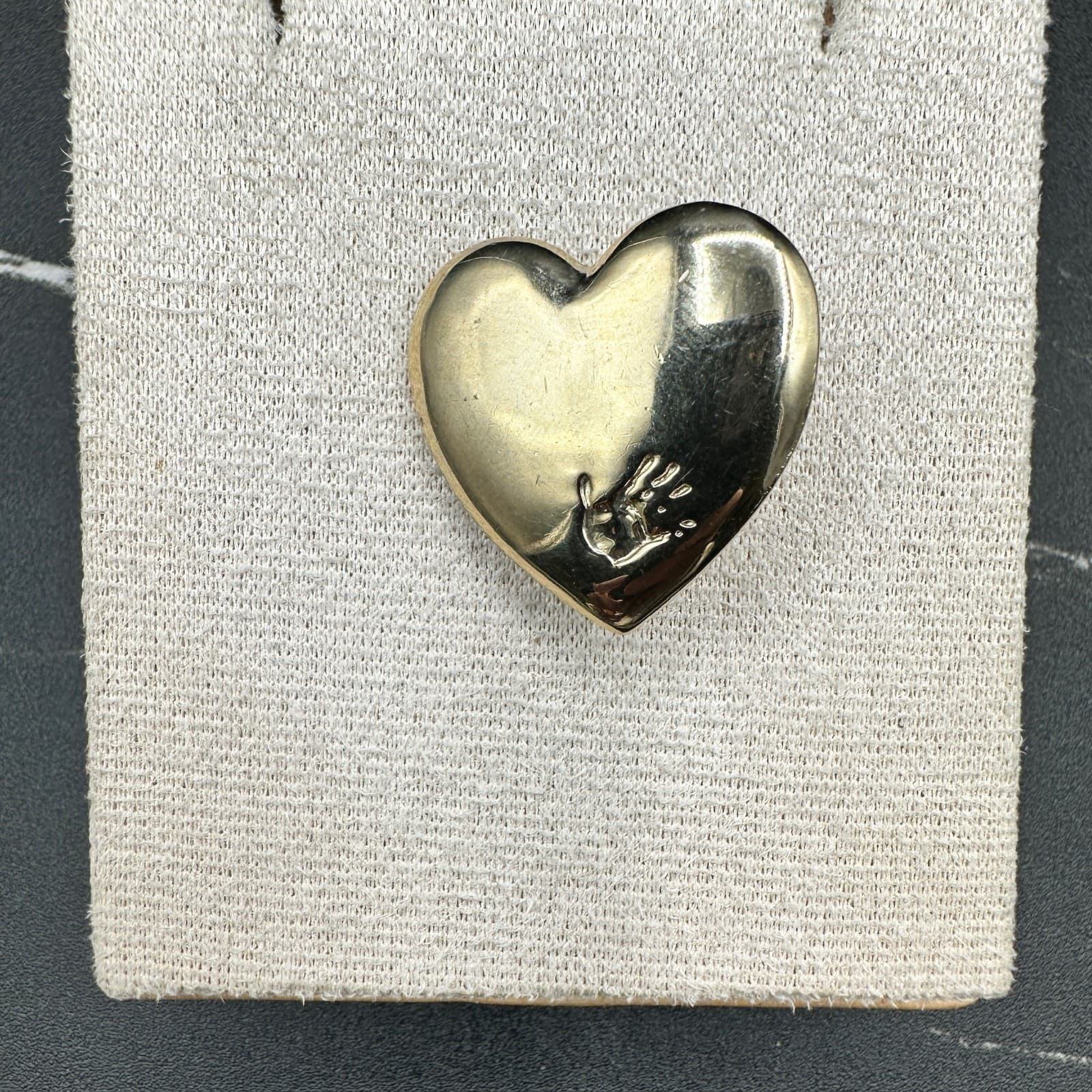 Vintage The Variety Club Gold-Tone Hand On Heart Fashion Classic Brooch Pin - Thumbnail 7