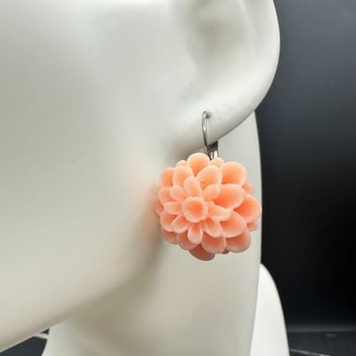 Vintage 90s Peach Coral Flower Resin Petal Dangle Earrings Women's Jewelry - Thumbnail 3