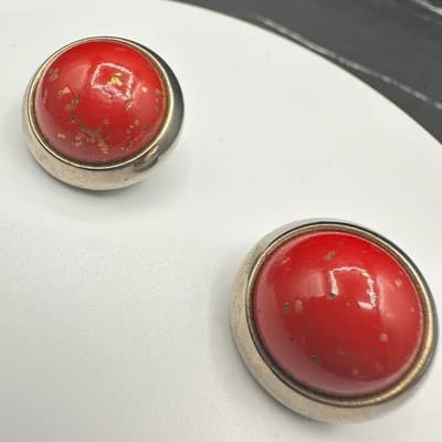 Vintage Gold-Tone Classic Red Dome Cabochon Red Coral Stud Clip-On Earrings - Thumbnail 4