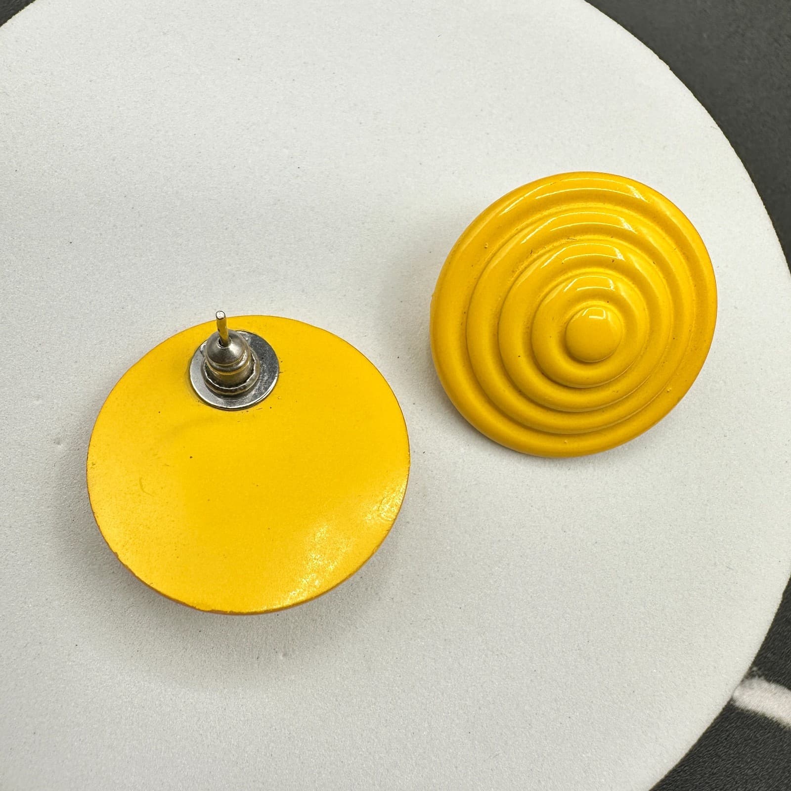 Vintage Yellow Aluminium Coated Concentric Swirl Spiral Post Dangle Earrings - Thumbnail 7