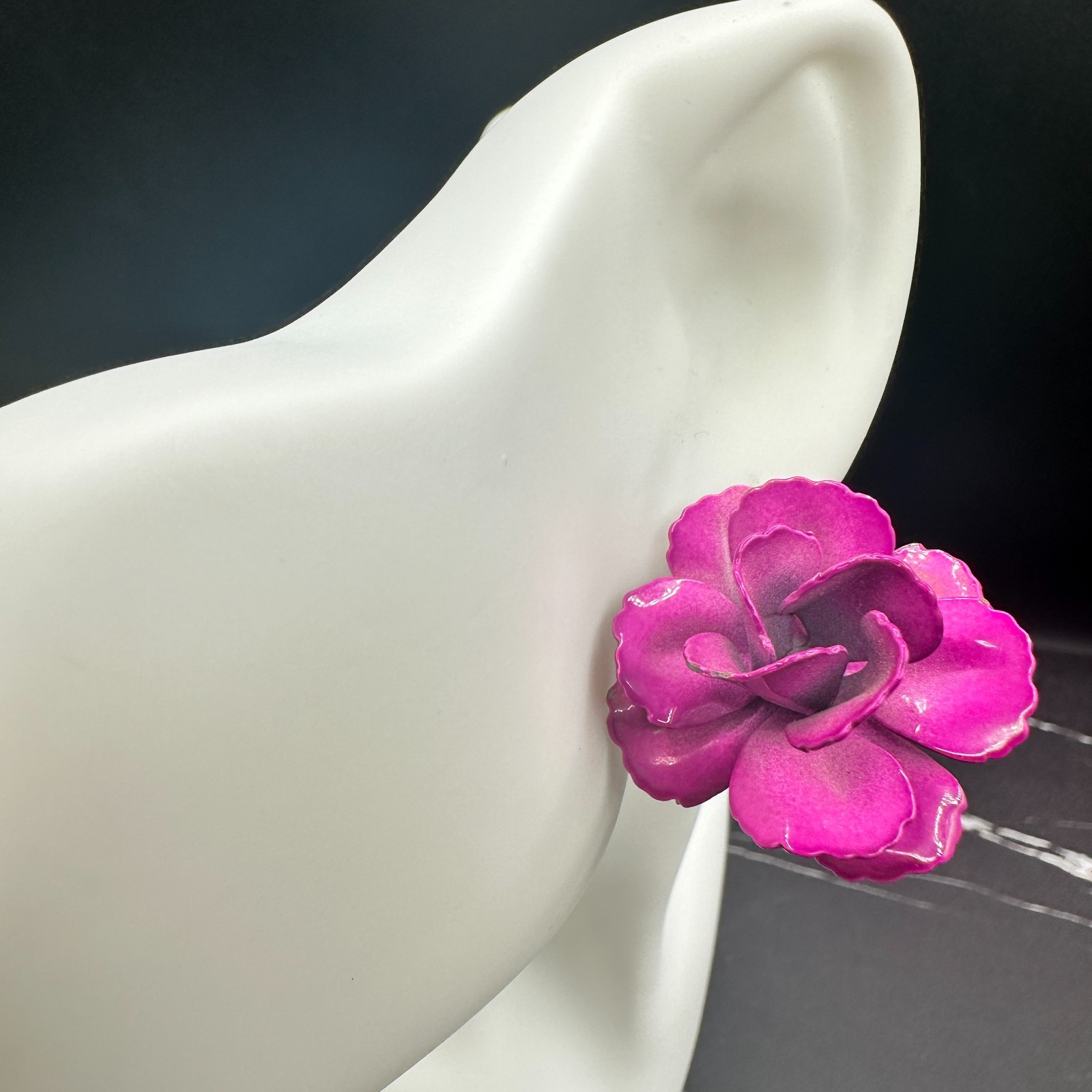 VTG Long Drop Earrings Purple Layered Flower Faceted Bead Silver Tone Dangle - Thumbnail 2