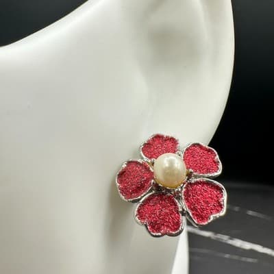 Vintage 90s Silver Tone Red Glitter Flower Stud Earrings Faux Pearl Center Post - Thumbnail 3
