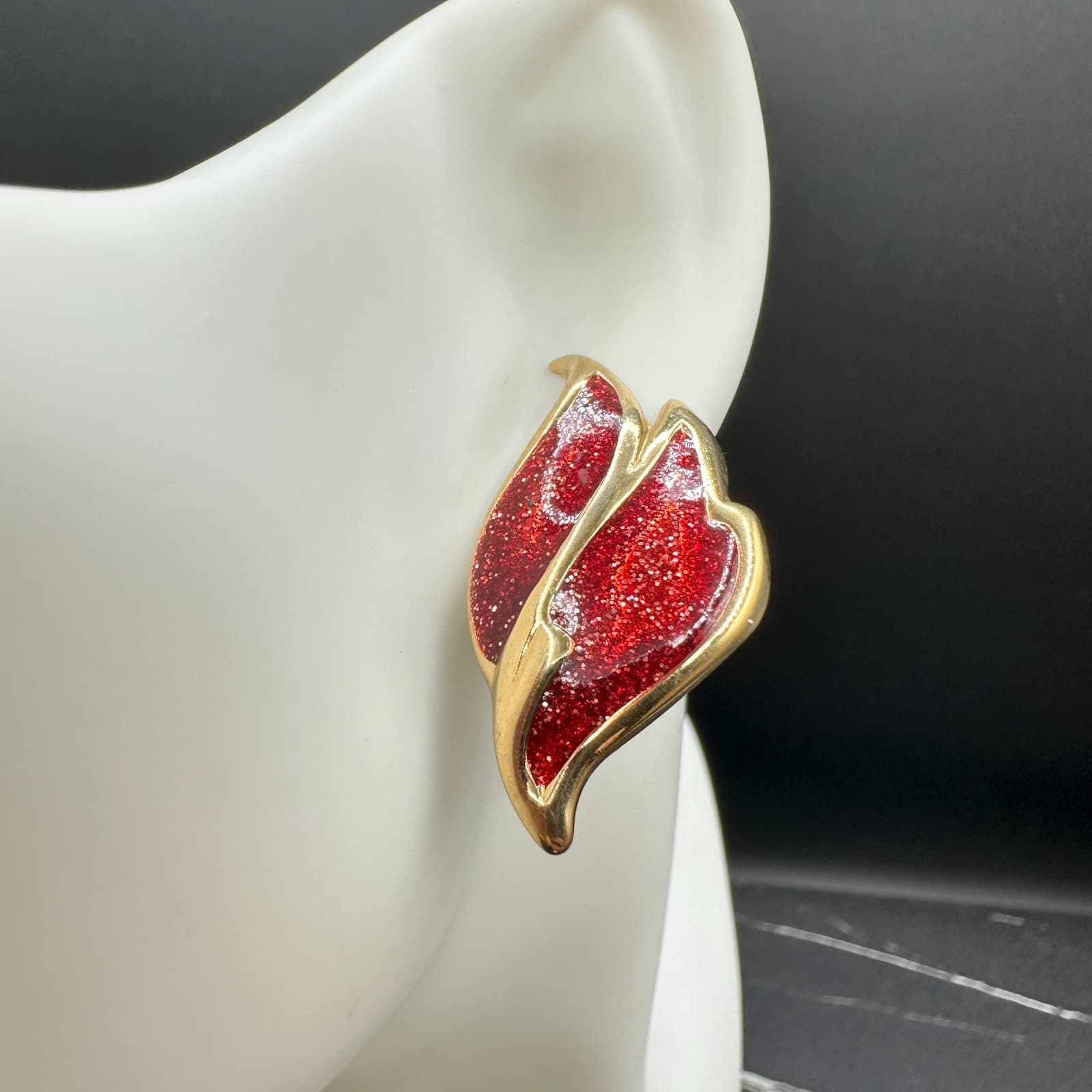 Vintage Gold-Tone Resin Aluminium Red Glitter Enamel Flame Pierced Earrings - Thumbnail 2