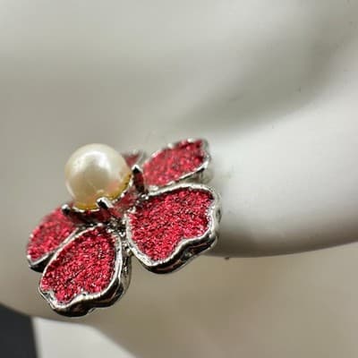 Vintage 90s Silver Tone Red Glitter Flower Stud Earrings Faux Pearl Center Post - Thumbnail 7