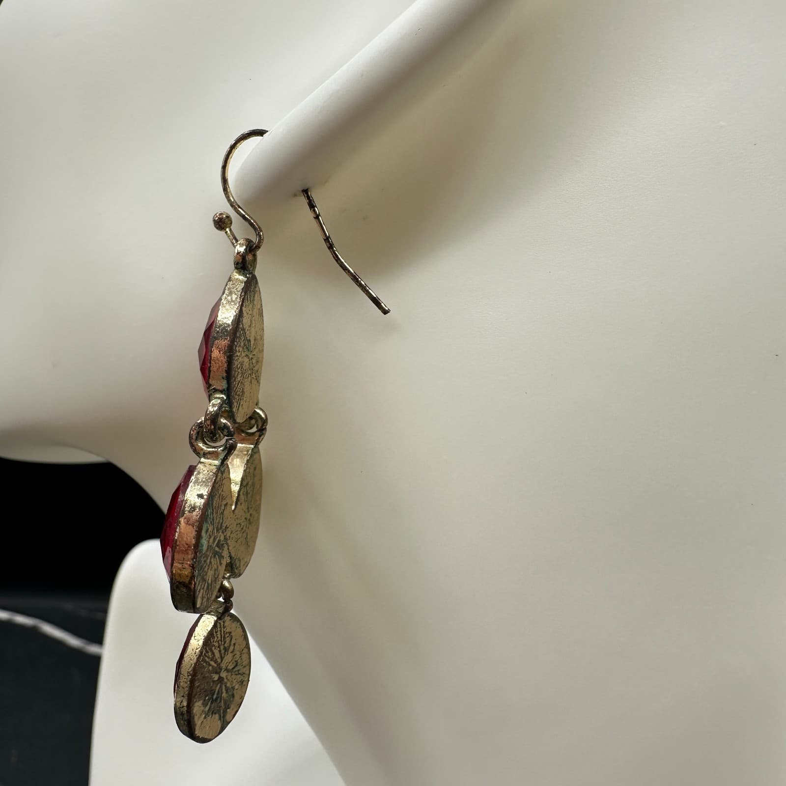 Gold-Tone Faceted Red Glass Stone Teardrop Dangle Drop Chandelier Earrings - Thumbnail 3