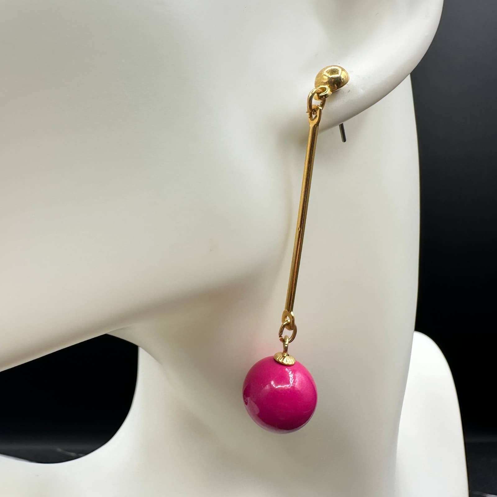 Vintage Gold-Tone Classic Hot Pink Painted Wood Long Pin Ball Drop Stud Earrings - Thumbnail 2