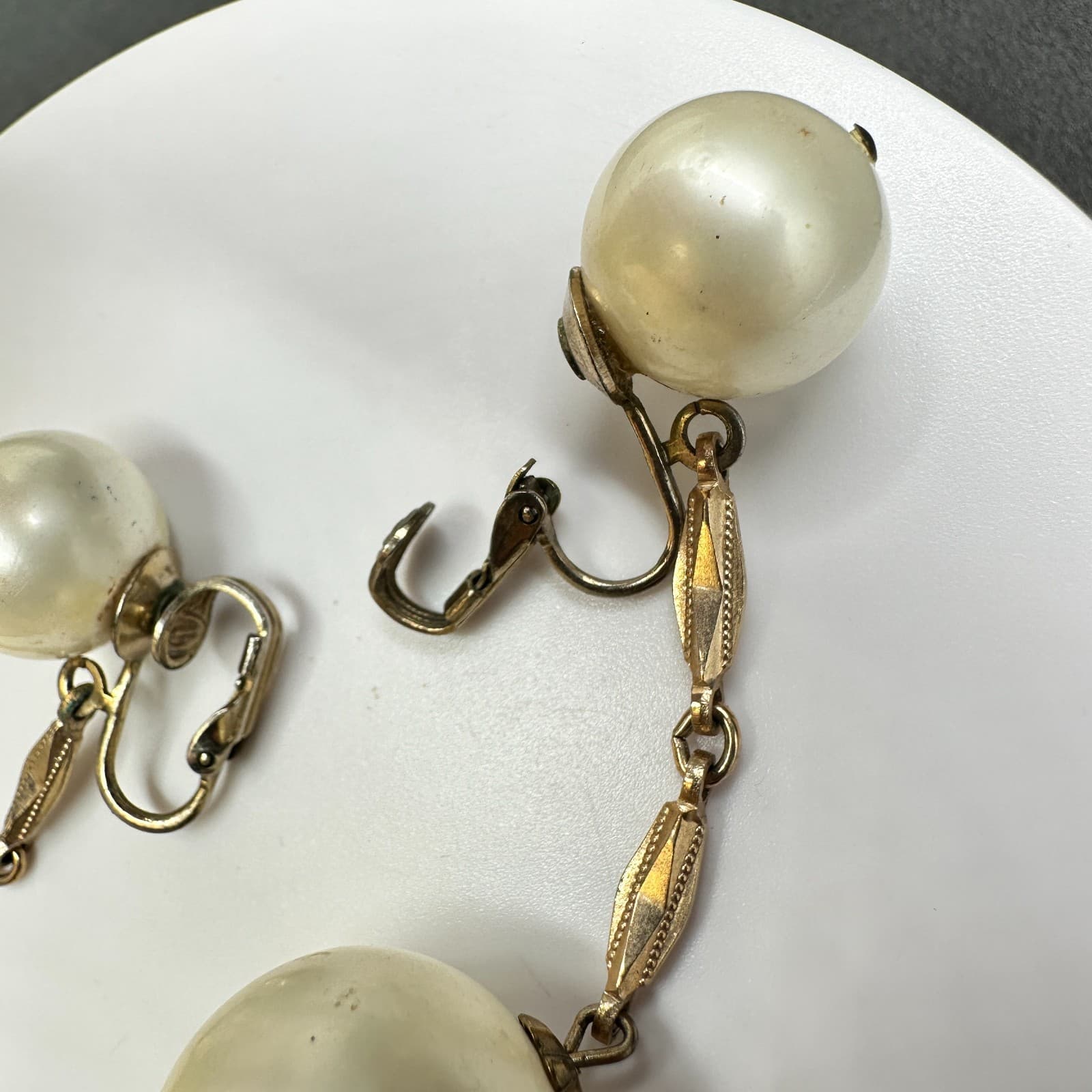 Vintage Handmade Women's Gold Mounted Pearl Beauty Fashion Dangle/Drop Earrings - Thumbnail 5