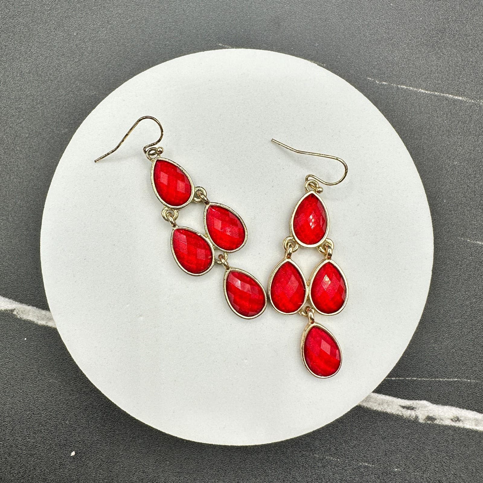 Gold-Tone Faceted Red Glass Stone Teardrop Dangle Drop Chandelier Earrings - Thumbnail 6