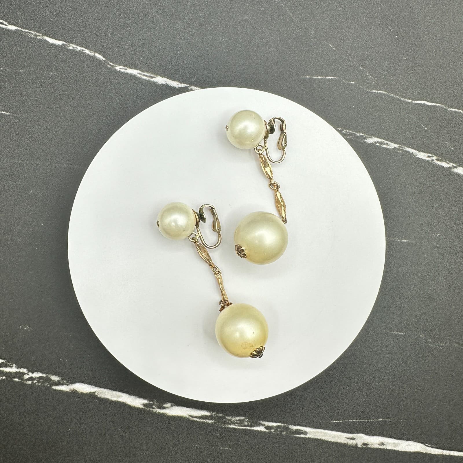 Vintage Handmade Women's Gold Mounted Pearl Beauty Fashion Dangle/Drop Earrings - Thumbnail 6