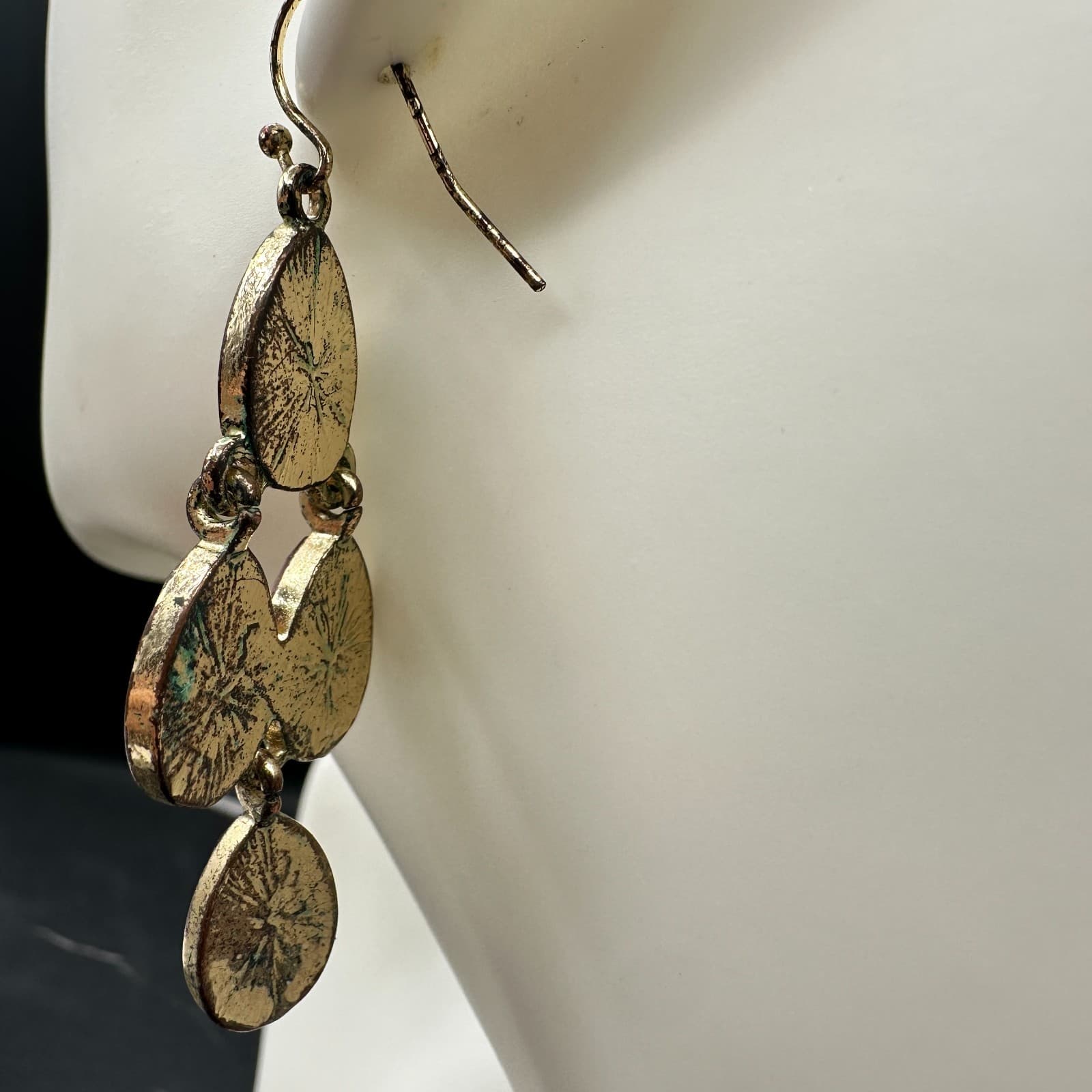Gold-Tone Faceted Red Glass Stone Teardrop Dangle Drop Chandelier Earrings - Thumbnail 4