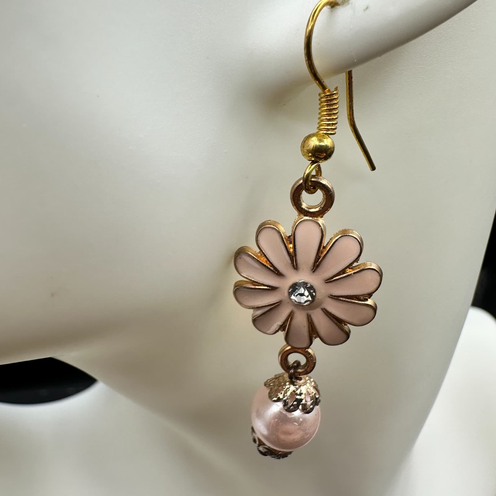 Vintage Women's Gold Tone Pink Bead Glass Stone Beauty Dangle/Drop Earrings - Thumbnail 5