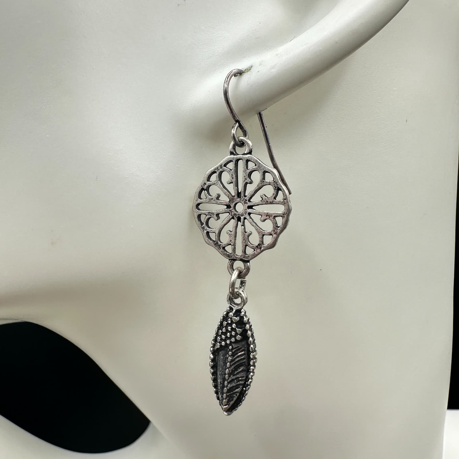 Vintage Bohemian Silver-Tone Filigree Mandala Flower & Detail Leaf Drop Earrings