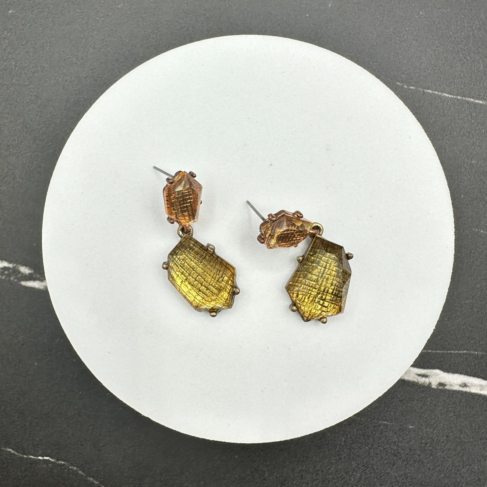 Vintage Amber Brown Geometric Faceted Kite Dangle Clip-On Earrings 1.5 Inch - Thumbnail 7
