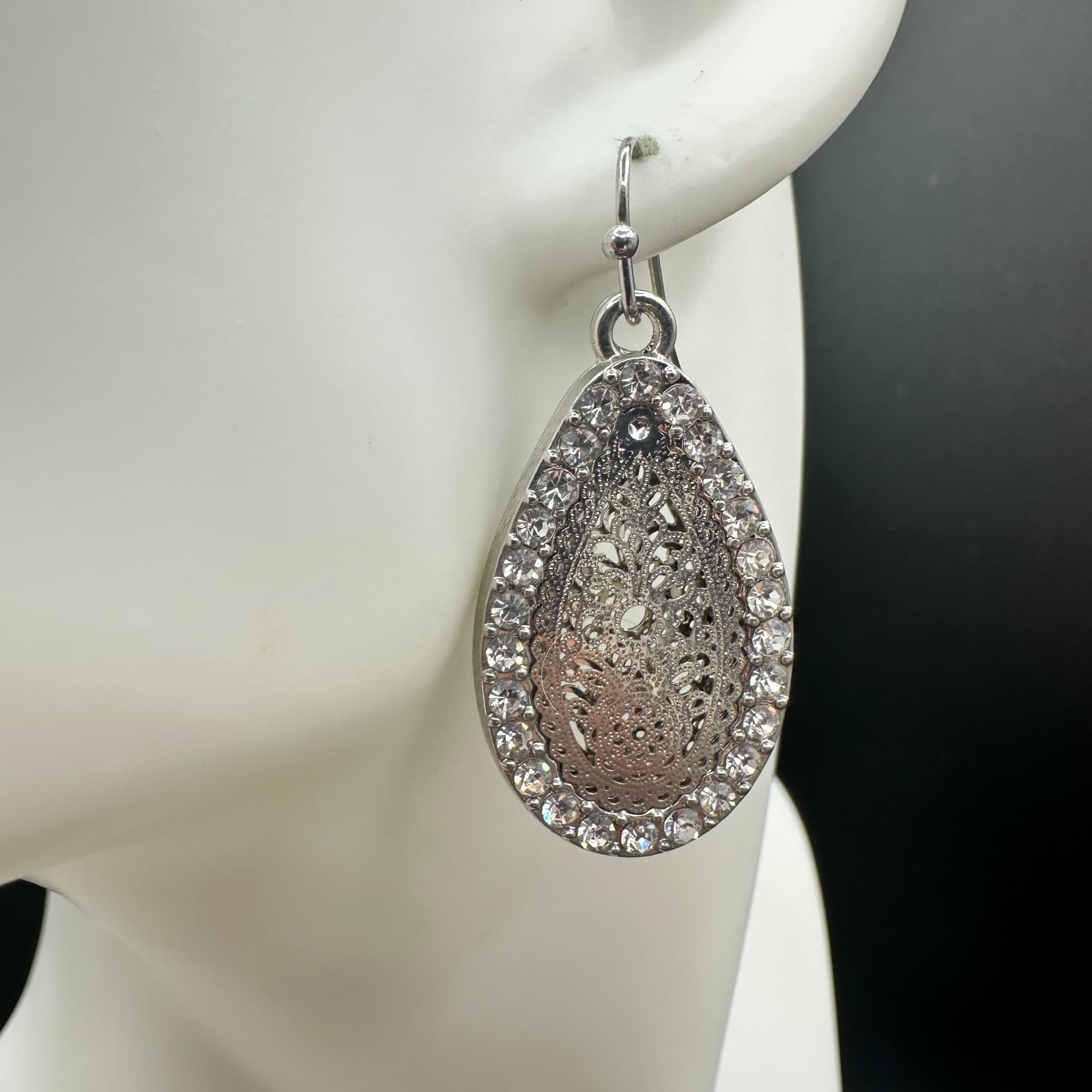 Vintage 90s Silver Tone Glamour Teardrop Dangle Earrings Rhinestone Filigree - Thumbnail 6