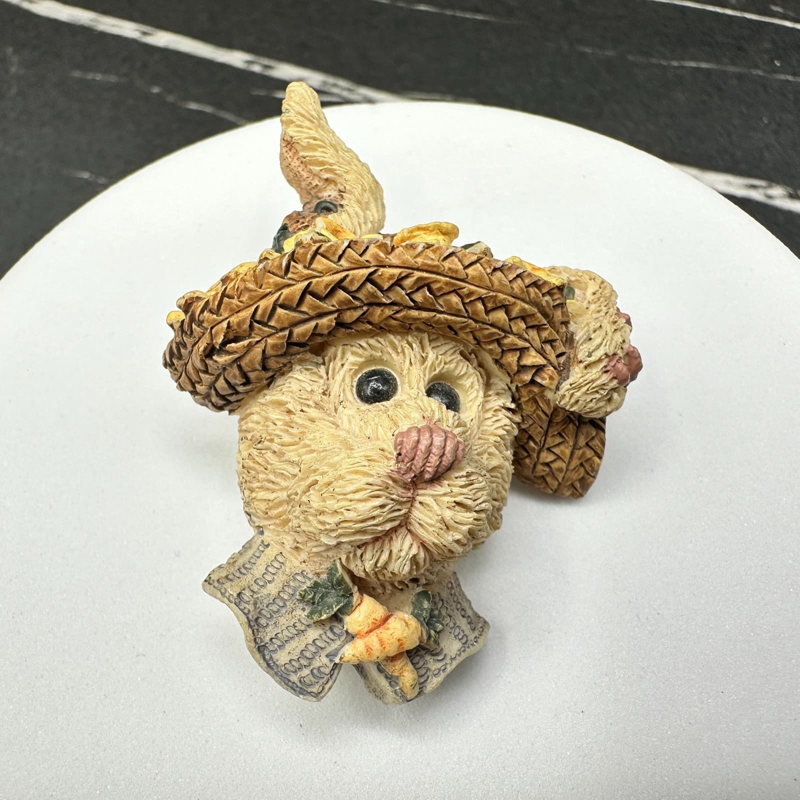 Vintage Boys Bears Daphne Straw Hat Rabbit With Carrot Bear wear Brooch Pin 2 In - Thumbnail 2