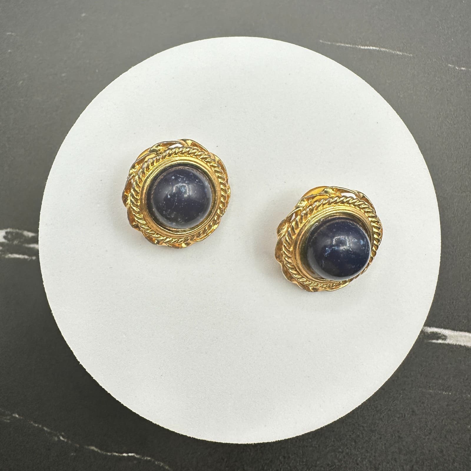 Vinatge Gold Tone Stud Earrings Dark Blue Lapis Style Cabochon Round Jewelry