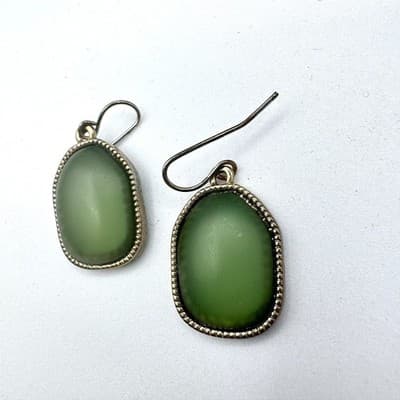 Green Matte Glass Drop Earrings Antique Gold Bezel Minimal Boho Chic - Thumbnail 2