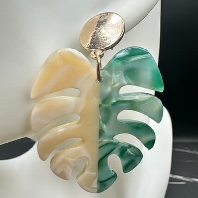 Acrylic Monstera Leaf Statement Earrings Green Cream Split Color Dangle Fashion - Thumbnail 7