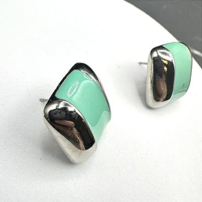 VTG Mint Green Enamel Square Stud Earrings Silver Tone Retro Geometric Jewelry - Thumbnail 3