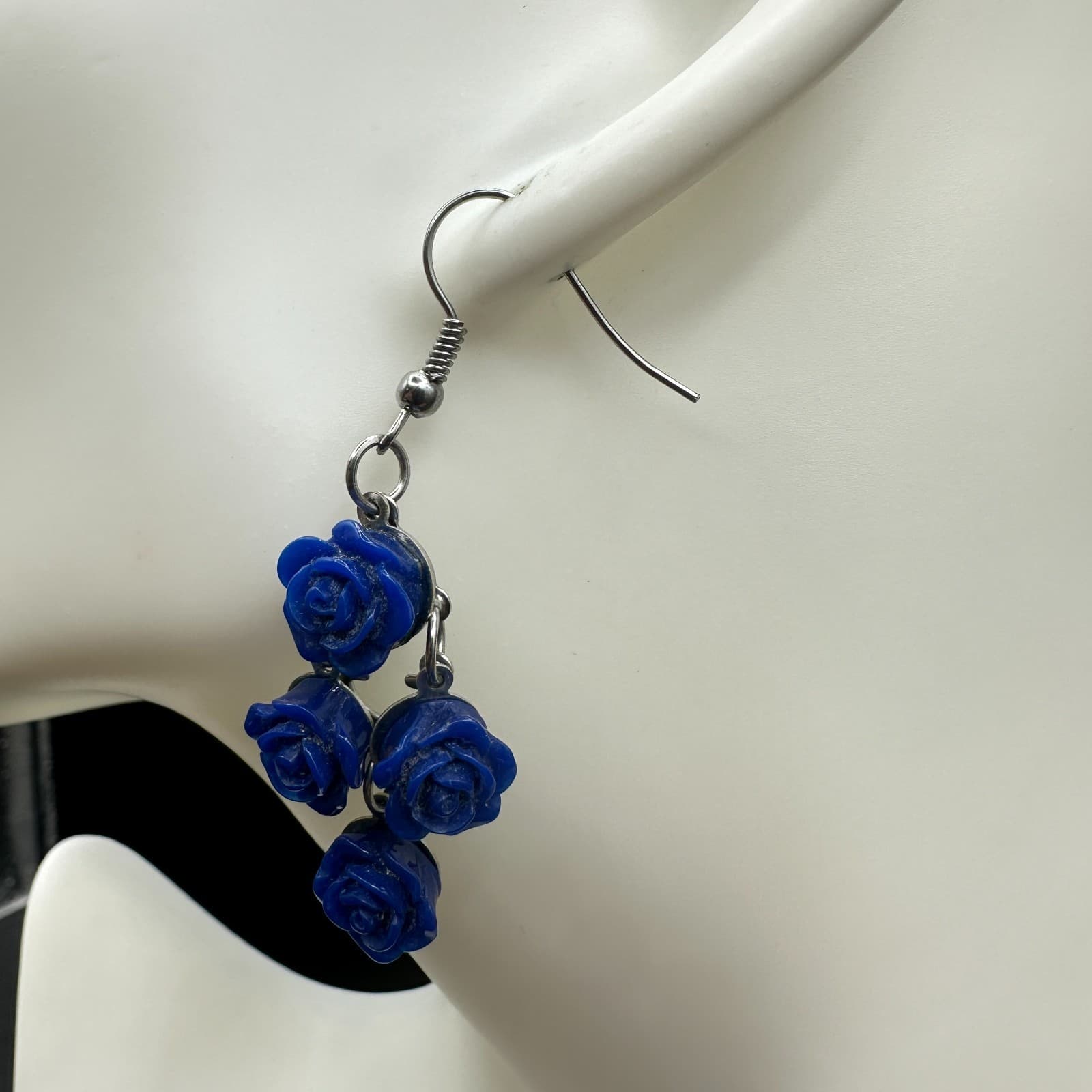 Vintage Blue Rose Dangle Earrings Silver Tone Floral Drop Hook Boho Jewelry - Thumbnail 5