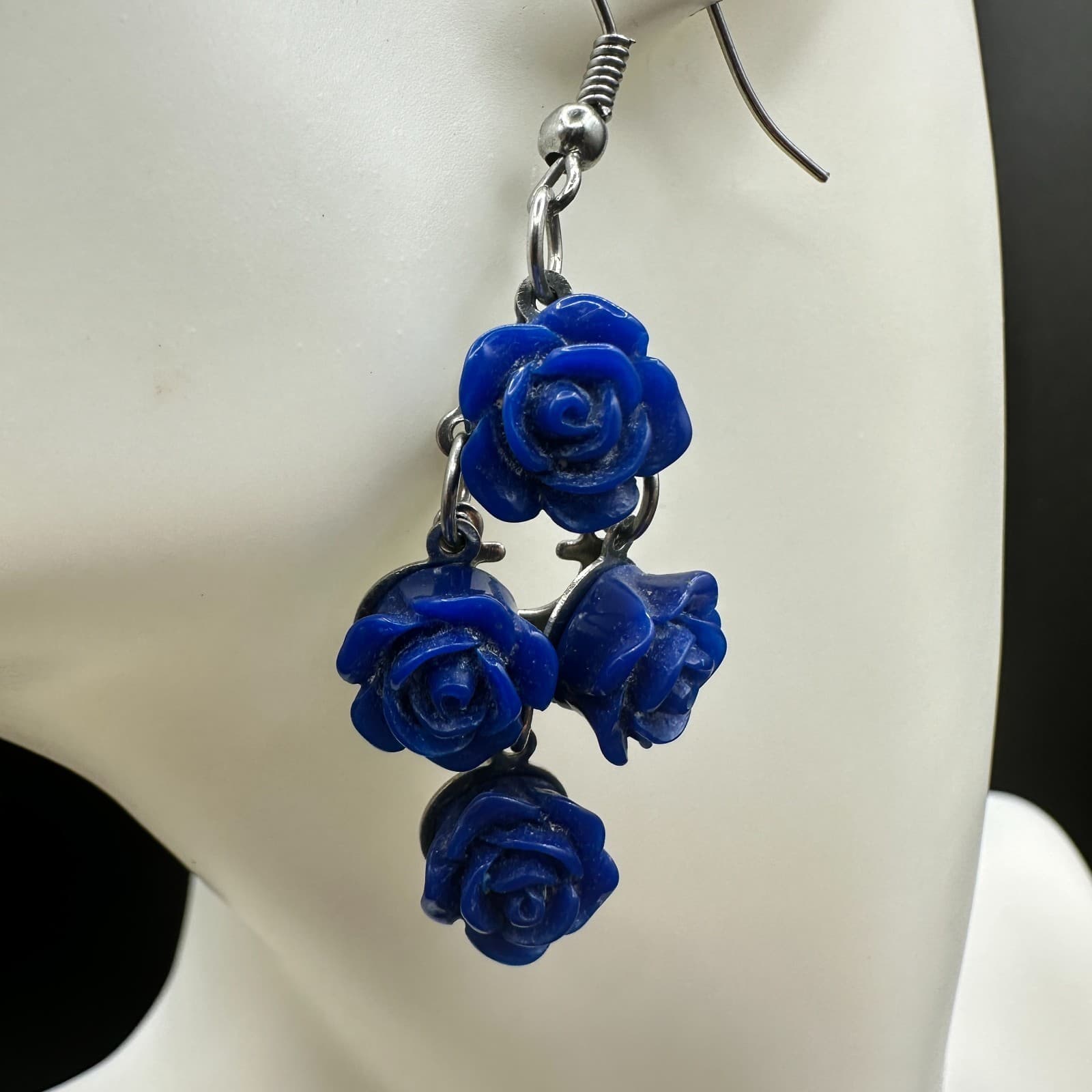 Vintage Blue Rose Dangle Earrings Silver Tone Floral Drop Hook Boho Jewelry - Thumbnail 2