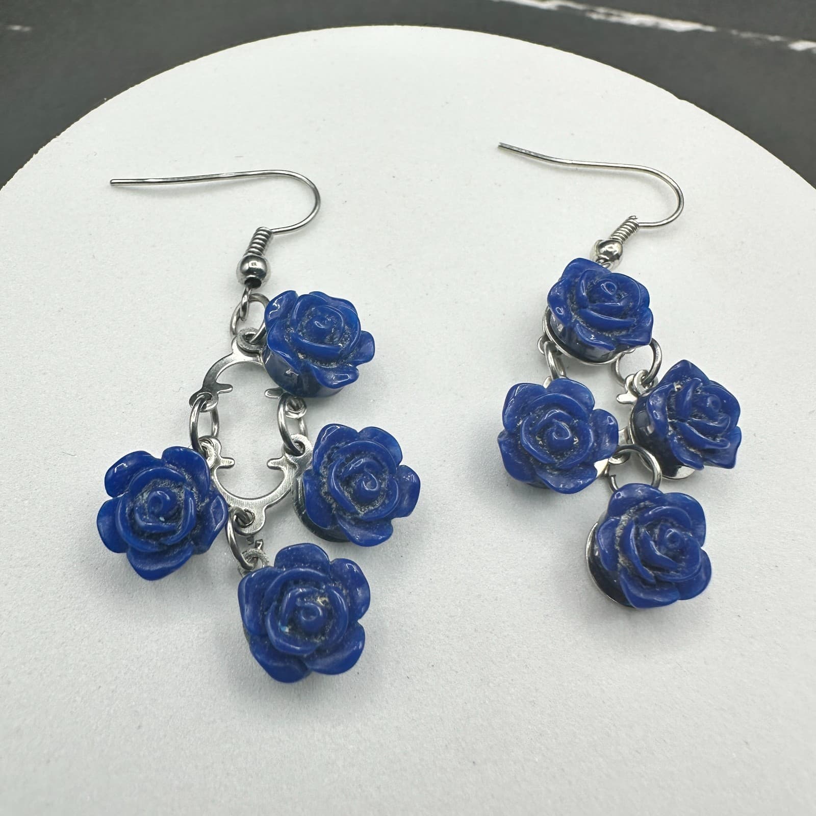 Vintage Blue Rose Dangle Earrings Silver Tone Floral Drop Hook Boho Jewelry - Thumbnail 11